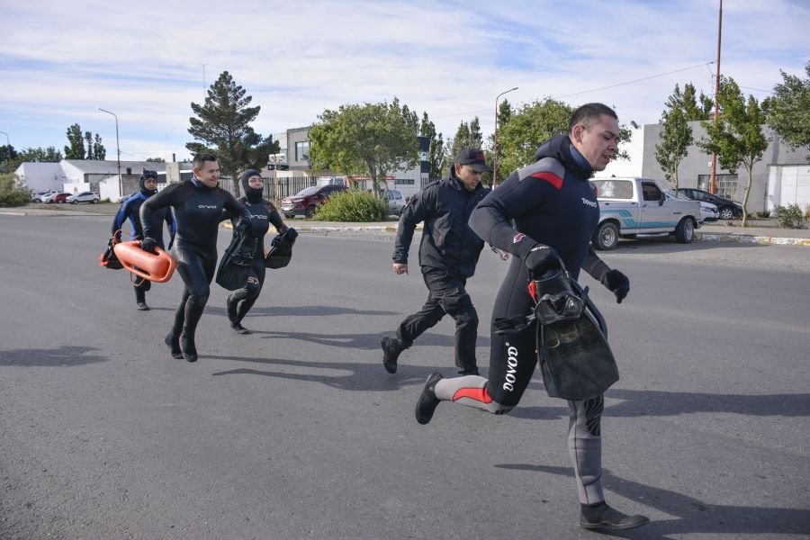 #SomosElEstado: Los bomberos de Santa Cruz son nuestros “gladiadores de la emergencia”