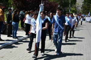 Boggio en representación del Gobierno Provincial acompañó el 98° Aniversario de El Calafate