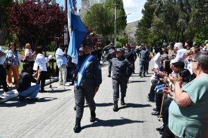 Boggio en representación del Gobierno Provincial acompañó el 98° Aniversario de El Calafate