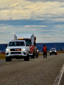 Vialidad Provincial realiza demarcación horizontal sobre la Ruta Provincial N°53