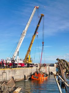 UnEPoSC acompañó el salvamento de los buques hundidos en Caleta Paula