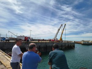 UnEPoSC acompañó el salvamento de los buques hundidos en Caleta Paula