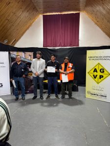 Maquinaria Pesada: Distrigas y Vialidad Provincial finalizaron capacitación en El Chaltén