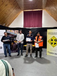 Maquinaria Pesada: Distrigas y Vialidad Provincial finalizaron capacitación en El Chaltén