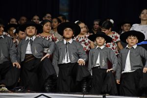 La Escuela Provincial de Danzas celebró su muestra de Folklore y Tango