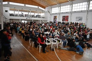 La Escuela Provincial de Danzas celebró su muestra de Folklore y Tango