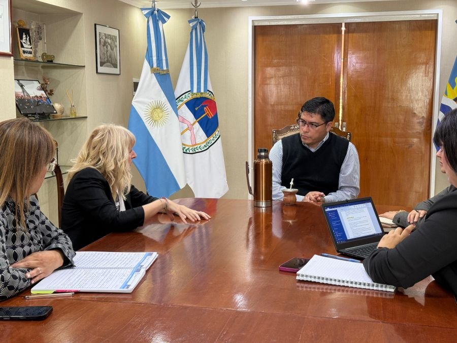 El gobernador Vidal se reunió con la UNPA por el estudio previo para implementar la carrera de Medicina en Santa Cruz