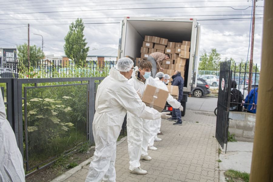Destacaron la articulación de los equipos de Desarrollo Social en la entrega de medallones de merluza en los CIC