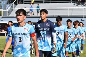 Jornada inolvidable para Santa Cruz: oro en atletismo y destacada actuación en natación
