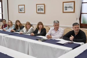 La Provincia adjudicó 22 viviendas para Río Gallegos y la Escuela Industrial Nº 8 en San Julián