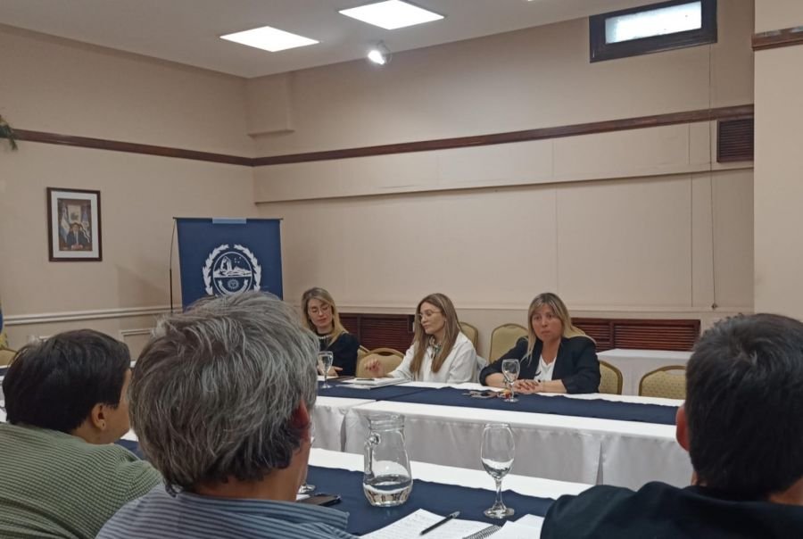 Boggio mantuvo un encuentro institucional con su equipo de trabajo