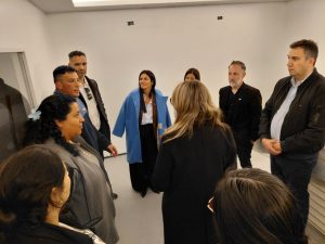 Autoridades Provinciales visitaron la nueva área de tomografía del Hospital de Río Turbio