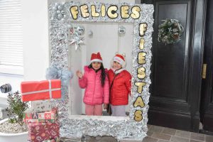 La Secretaría de Culto realizó el encendido del Pesebre Navideño