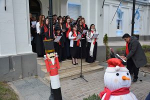 La Secretaría de Culto realizó el encendido del Pesebre Navideño