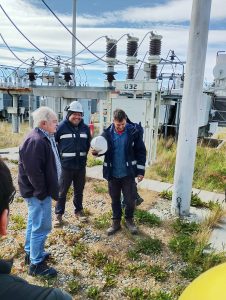 Estudiantes de ingeniería realizaron un recorrido técnico por la central Río Chico
