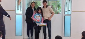 Niña de Lago Posadas fue premiada como la más lectora de Desafío Leer