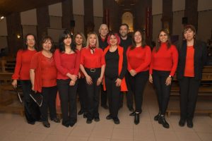 Coros de Río Gallegos unieron sus voces en Casa de Gobierno