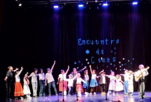 Coros de Río Gallegos unieron sus voces en Casa de Gobierno