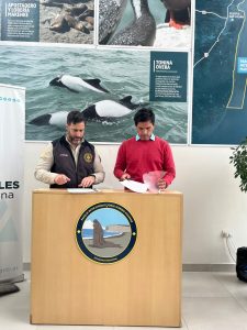 El Consejo Agrario y Parques Nacionales se unen para cuidar la costa de Santa Cruz