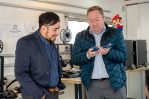 Entregaron material didáctico adaptado a la Asociación Ángeles Especiales