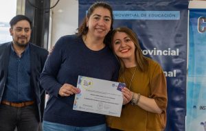 Entregaron material didáctico adaptado a la Asociación Ángeles Especiales