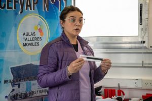 Entregaron material didáctico adaptado a la Asociación Ángeles Especiales