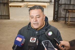 El polo industrial Santa Cruz Puede inicia la fabricación de aberturas con mano de obra local