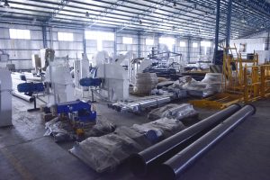 El polo industrial Santa Cruz Puede inicia la fabricación de aberturas con mano de obra local