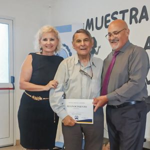 Con una muestra abierta, el Centro “Recuerdos Compartidos” realizó el cierre anual de sus talleres