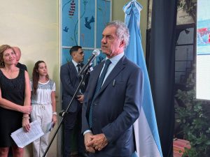 Santa Cruz presentó al país el Mundial de Natación de Invierno 2028