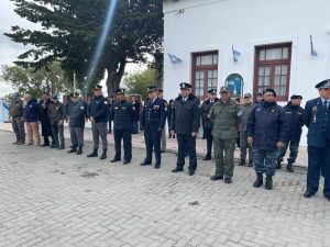 El Gobierno acompañó el 140° Aniversario y el ascenso de nuevos efectivos de la Prefectura en Río Gallegos