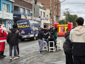 Lotería de Santa Cruz cerró con festejos la Colecta "Un juguete por una sonrisa"