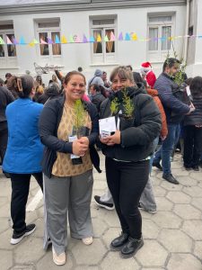 El CAP entregó 610 plantines en la jornada “Sembrando Futuro” en Casa de Gobierno