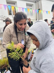 El CAP entregó 610 plantines en la jornada “Sembrando Futuro” en Casa de Gobierno