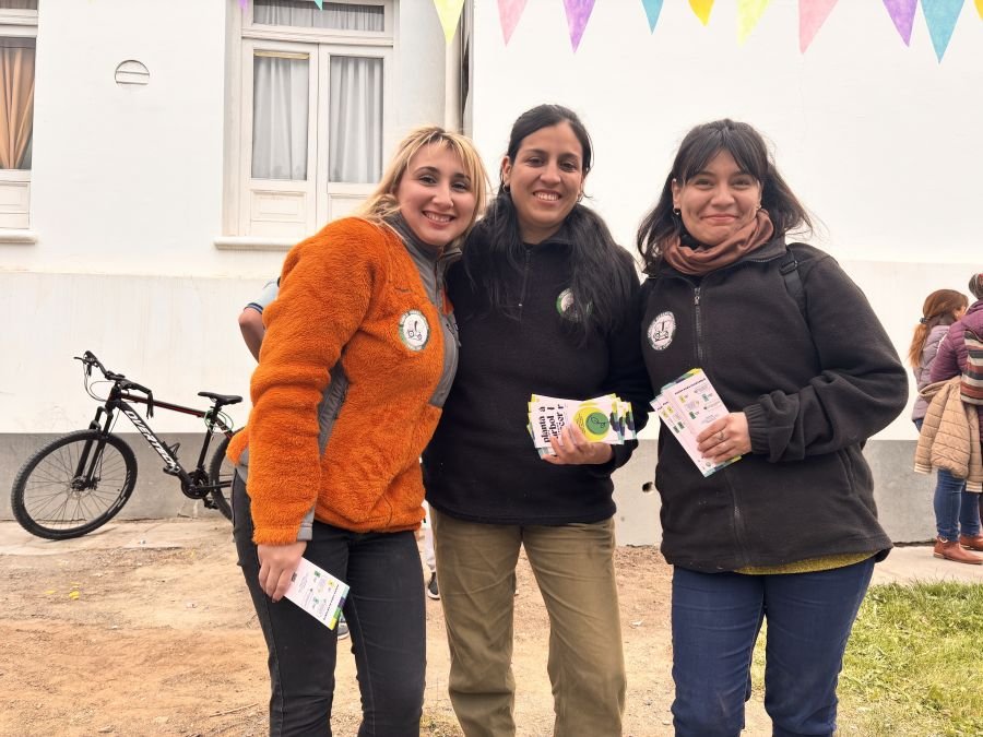 El CAP entregó 610 plantines en la jornada “Sembrando Futuro” en Casa de Gobierno