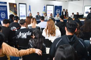 Vera: “Esta capacitación está pensada completamente para los jóvenes santacruceños”