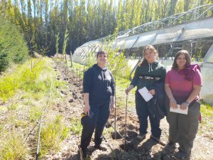 Estudiantes de Los Antiguos realizaron prácticas profesionalizantes en el Vivero Forestal del CAP