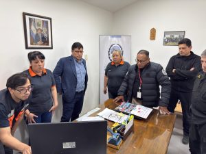 El gobernador Vidal encabezó una reunión para coordinar el operativo por el incendio en El Chaltén