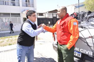 Claudio Vidal encabeza el operativo que partió a El Chaltén para sofocar el incendio forestal que afecta a la zona