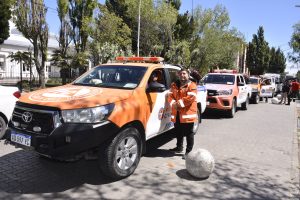 Claudio Vidal encabeza el operativo que partió a El Chaltén para sofocar el incendio forestal que afecta a la zona