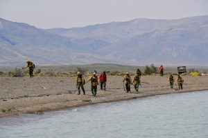 El gobernador Claudio Vidal coordina en El Chaltén las acciones para contener el incendio