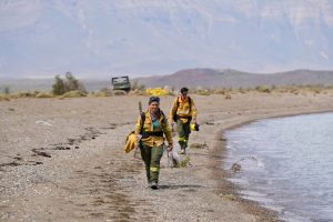 El gobernador Claudio Vidal coordina en El Chaltén las acciones para contener el incendio