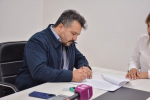 Garantizan por primera vez el salario en verano a 194 excooperativistas de limpieza caletenses