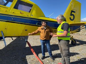 El gobernador Vidal y Néstor Tico evaluaron desde el aire la baja de los focos del incendio