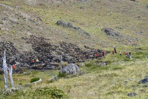 El Gobierno de Santa Cruz informó que el incendio en el Cerro Huemul fue declarado circunscripto
