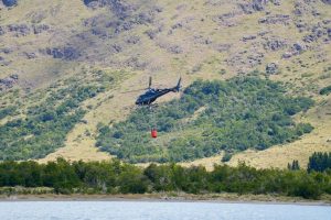El Gobierno de Santa Cruz informó que el incendio en el Cerro Huemul fue declarado circunscripto