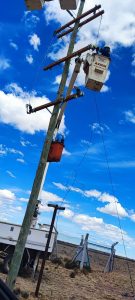 Servicios Publicos realizó trabajos de reparación en la línea de media tensión en Caleta Olivia