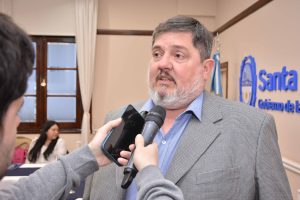 Verbes: “Los autoaumentos del tribunal significan $40.000 millones anuales que se le quitan a la salud, la educación y las rutas”