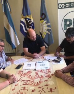 El Gobierno firmó contrato para la construcción del Polideportivo de Perito Moreno