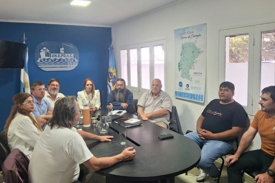 El Gobierno Provincial mantuvo encuentros con el sector pesquero en Puerto Deseado